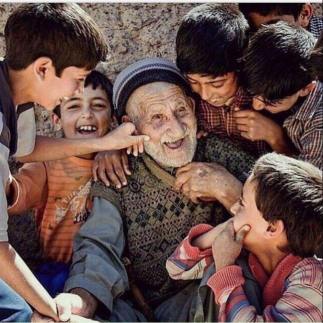 48215768_304889003476187_4190400871160348672_n