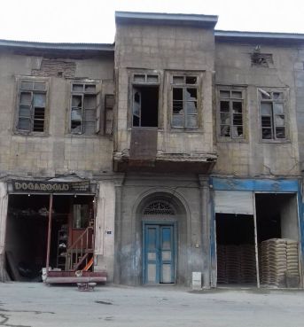 23154880_1568365606573640_2382071418733378404_o